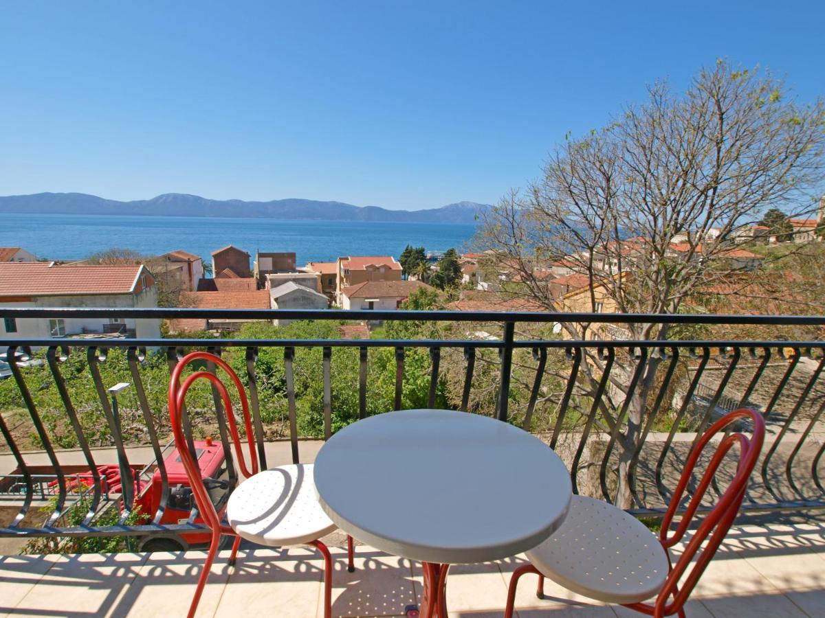 Apartmani Korljan Gradac  Luaran gambar