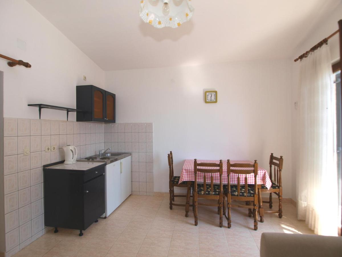 Apartmani Korljan Gradac  Luaran gambar