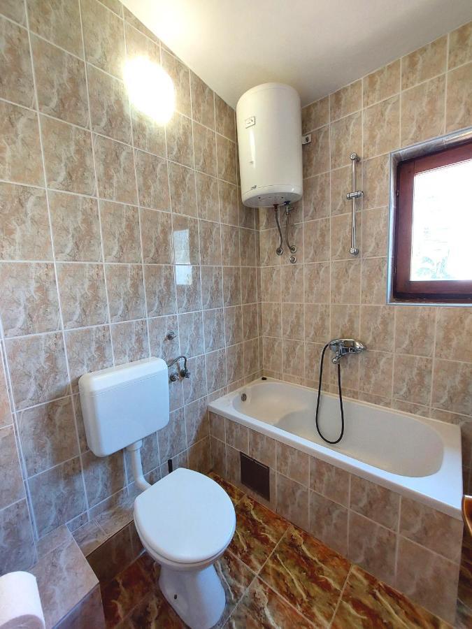 Apartmani Korljan Gradac  Luaran gambar
