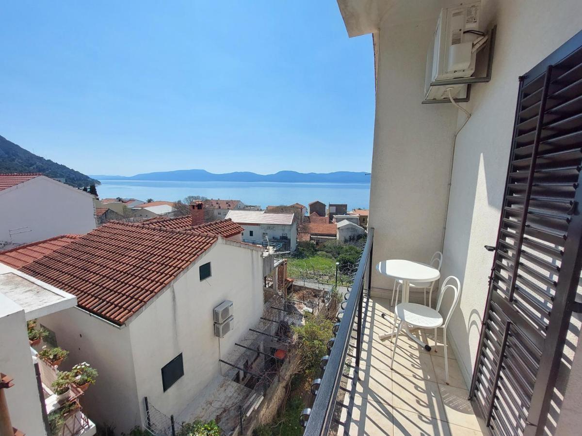 Apartmani Korljan Gradac  Luaran gambar