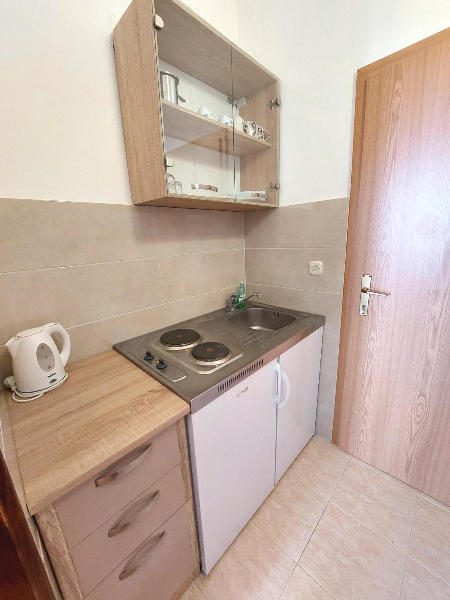 Apartmani Korljan Gradac  Luaran gambar